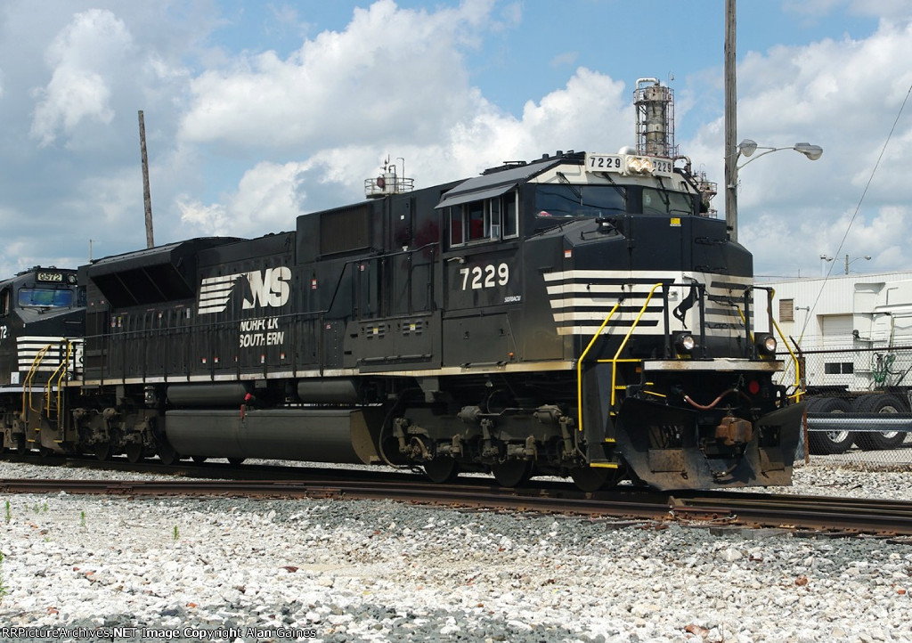 NS 7229